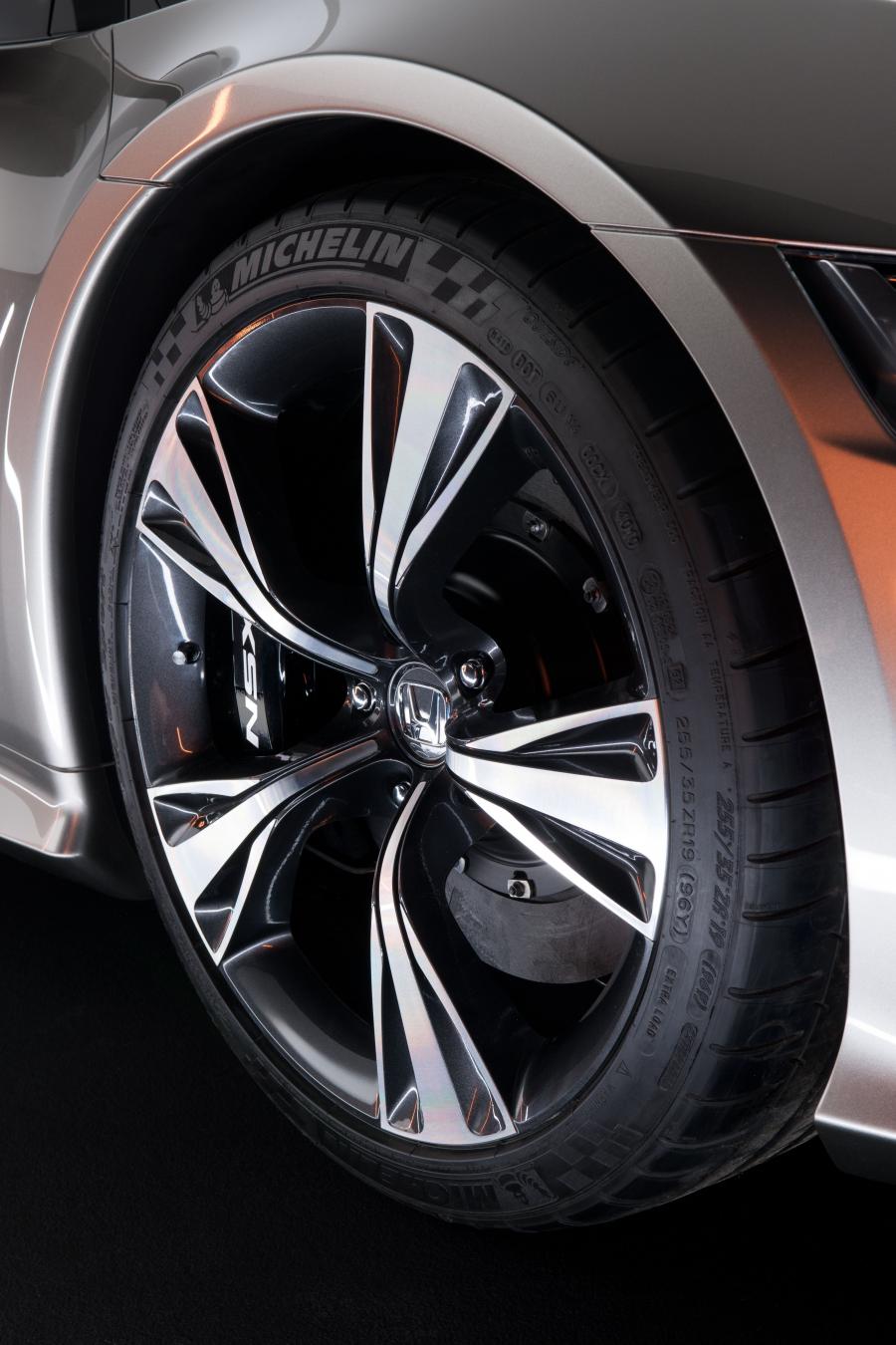  Honda NSX Concept 2012 года  (фото 5 из 18)